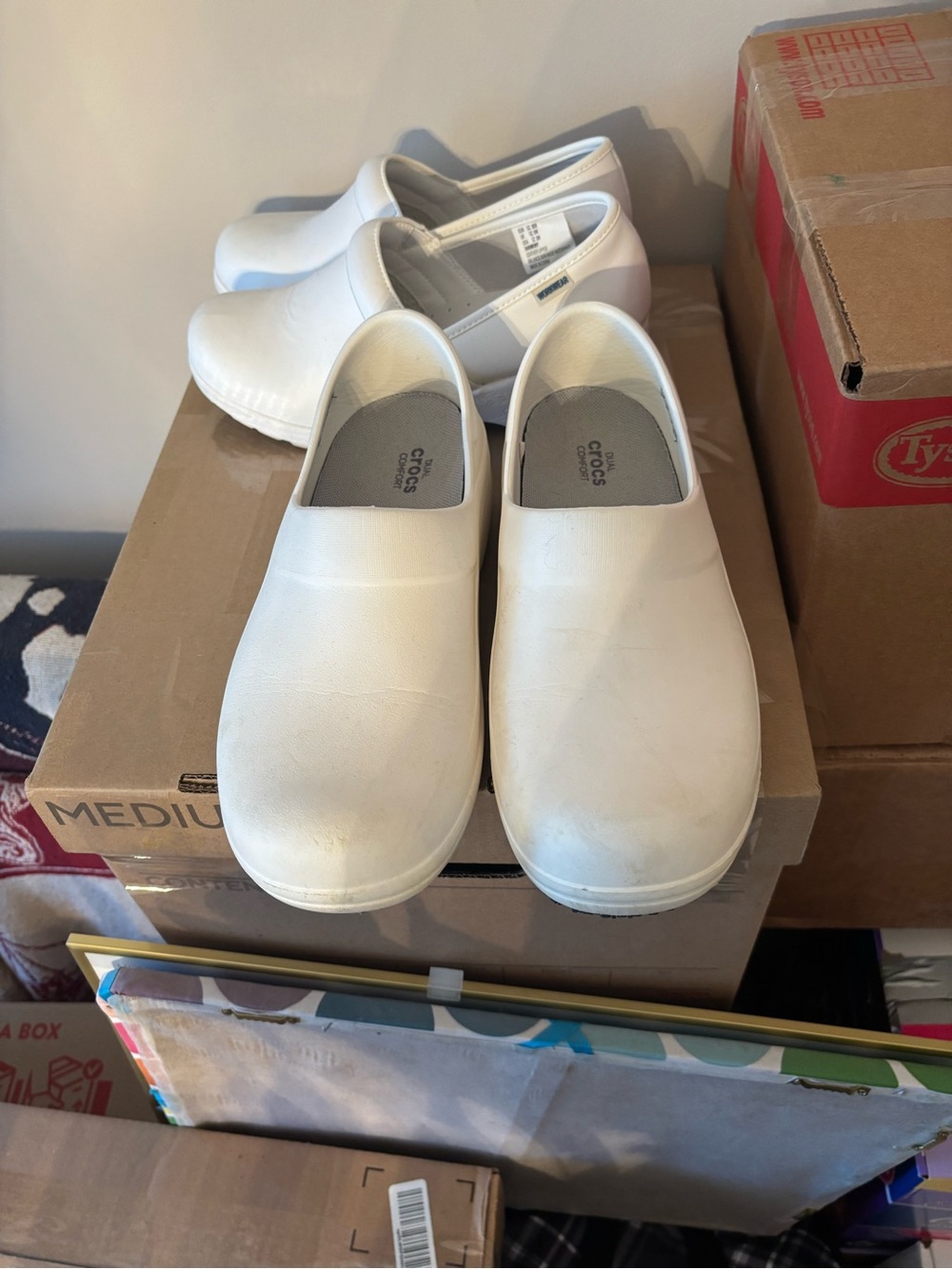 CROCS White Work-Style Slip-On Clogs